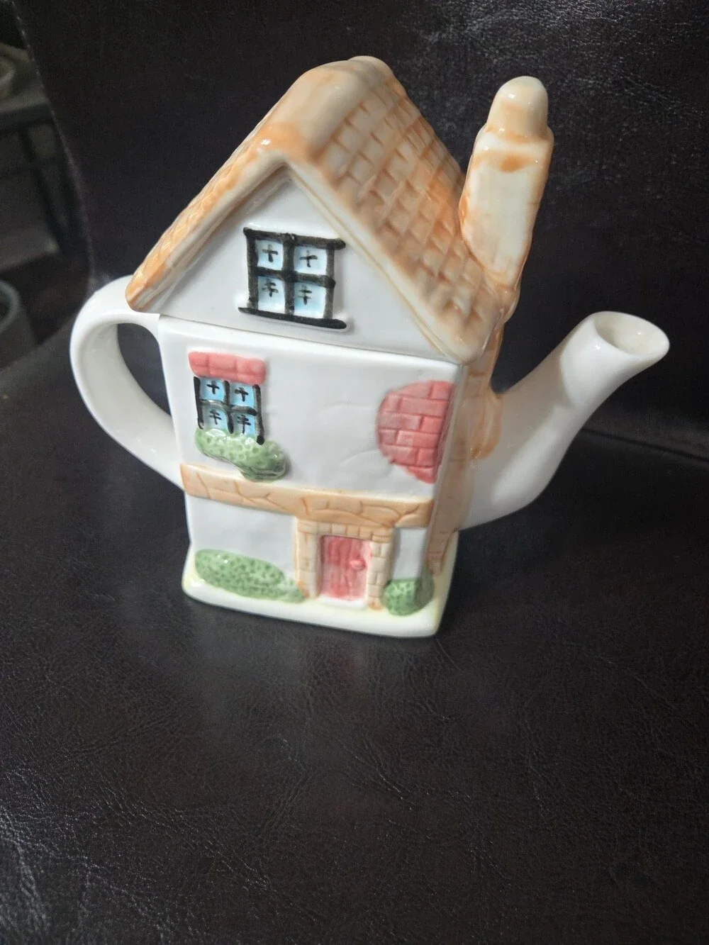 Ceramic Tea Shop Teapot House Cream White Small - Used